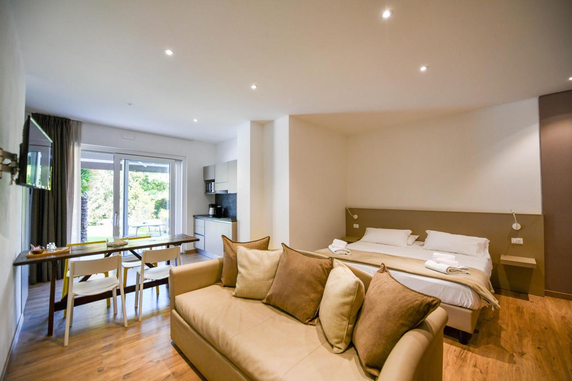 Apartmán Regina E Oriente Baveno Exteriér fotografie